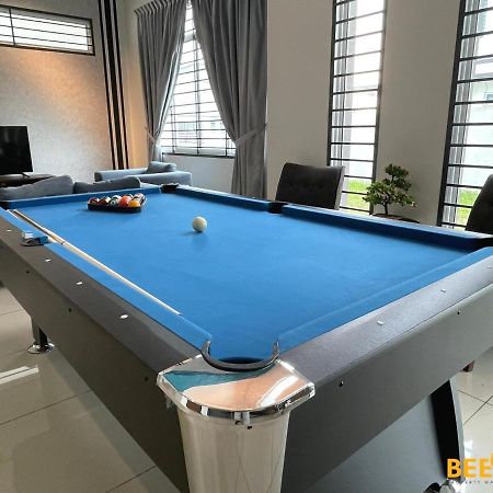 Desaru Arcadia Villa With Pool Table, Outdoor Bbq, Indoor Steamboat By Beestay Kangkar Chemaran 외부 사진